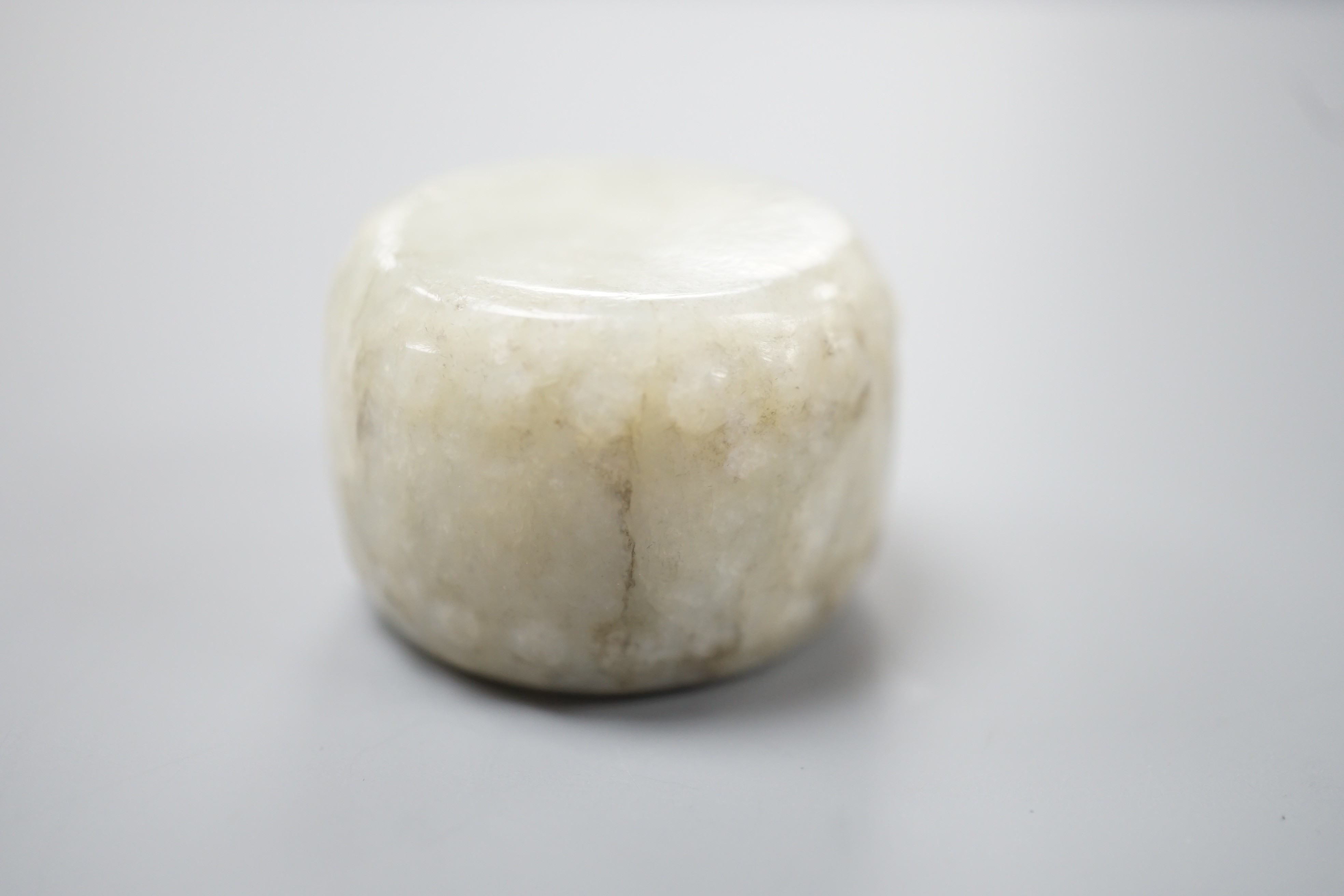 A Chinese jadeite model of a drum, 3 cm diameter
